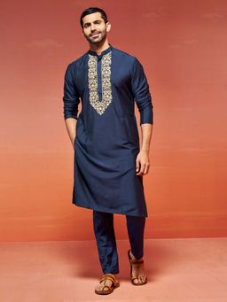 Vastramay - Men Navy Blue Viscose Kurta
