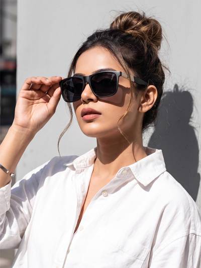 Wayfarer UV Protection Polarized Sunglasses For Men and Women Black - CHI00121-C1
