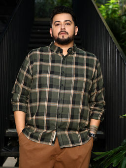 Instafab Plus - Men Jungle Green Button Down Shadow Plaid Shirt