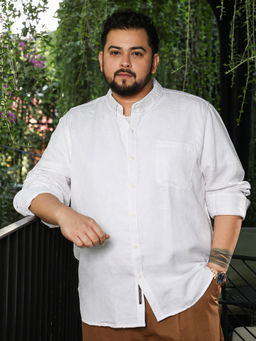 Instafab Plus - Men Chalk White Textured Jacquard Shirt