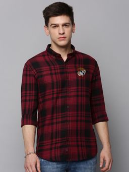 SHOWOFFFF - Mens Spread Collar Burgundy Checked Shirt