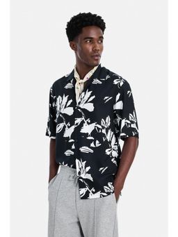 Snitch - Black Floral Half Sleeves Boxy Shirt for Men