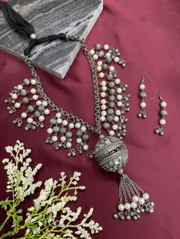 Digital Dress Room - Banjara Ball Kundan and Pearl Ghungroo Jewellery Set