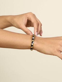 Isharya - Lucky Charms Black Cuff In 18Kt Gold Plated Bracelet