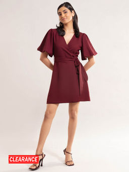 Twenty Dresses by Nykaa Fashion - Maroon Solid V Neck Mini Dress
