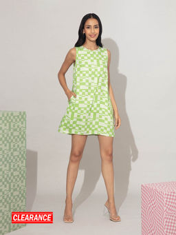 Twenty Dresses by Nykaa Fashion - Green Geometric Printed Shift Short Dress