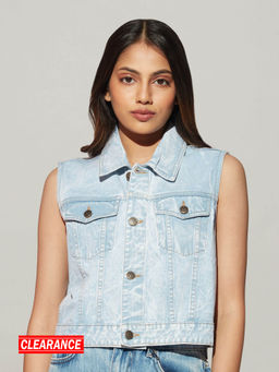 Twenty Dresses by Nykaa Fashion - Blue Light Wash Sleeveless Crop Denim Jacket