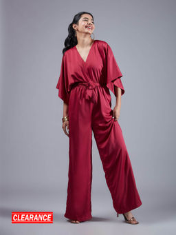 Twenty Dresses by Nykaa Fashion - Maroon Solid V Neck Wide Leg Jumpsuit (Set of 2)
