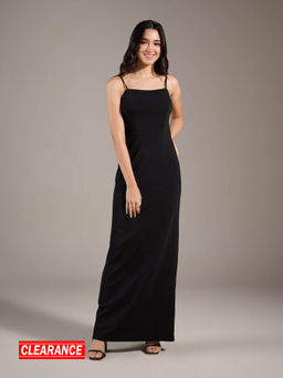 Twenty Dresses by Nykaa Fashion - Black Solid Sheath Side Slit Maxi Gown