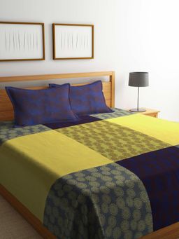 FABINALIV - Multi-Color Floral Handwoven Bedcover with 2 Pillow Covers (King)