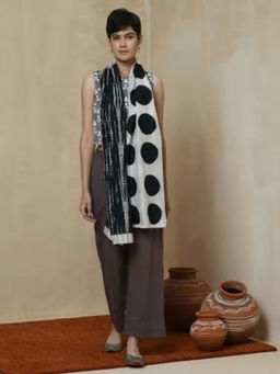 Fabindia - Silk Tie And Dye Stole