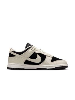 Nike - Women Dunk Low Sneakers