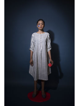 maidaan - White Striped Knee Length Dress