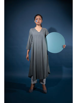 maidaan - Grey Seaweed Kurta with Striped Pant (Set of 2)