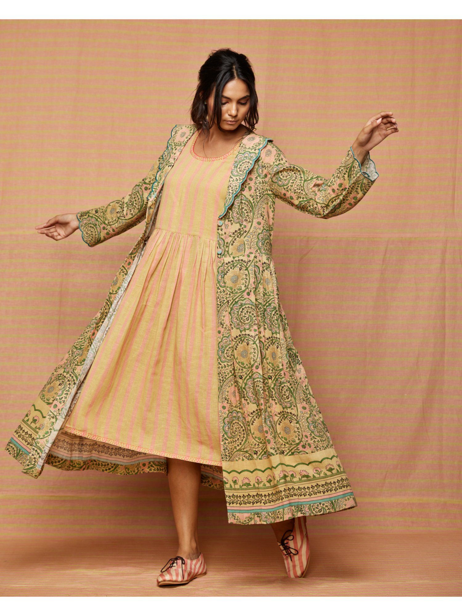 swati vijaivargie Flora Print Blocked Summer Jacket-picture-12