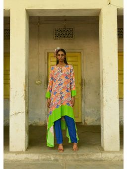 Swati Vijaivargie - Rajanigandha Asymmetrical Kurta and Pant (Set of 2)