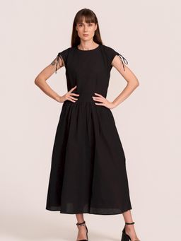 How When Wear - The All Black Linen Midi Dress