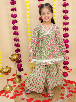 BownBee - Green Pure Cotton Printed Kurti with Sharara & Scrunchie (Set of 3)