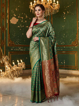 Akhilam - Women Green Silk Blend Woven Saree with Unstitched Blouse
