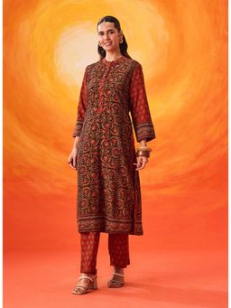 Lakshita - Black Floral Printed Kurta With Pant