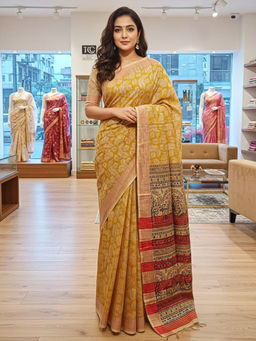 Akhilam - Women Cream Cotton Silk Abstract Saree with Unstitched Blouse