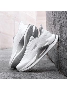 Red Tape - ETPU Mens Textured Off White Walking Shoes