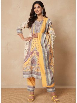 Zamour - Acro Wool Kalamkari Unstitched Dress Material-Yellow (Set of 3)