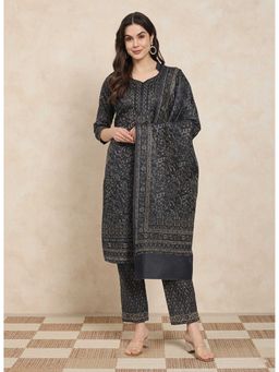 Zamour - Women's Navy Blue Unstitched Kani Woollen Unstitched Kurta with Bottom and Dupatta (Set of 3)