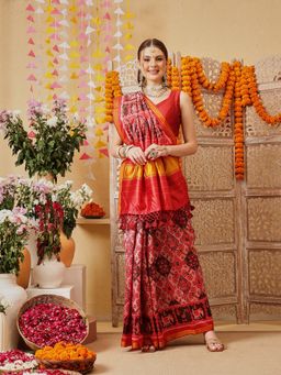 Silk Land - Maroon-Pink Patola Printed Weaving Border Saree with Unstitched Blouse