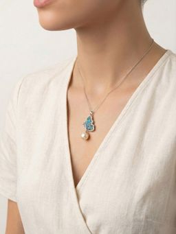 Silberry - 925 Sterling Silver White Pearly Flutter Necklace