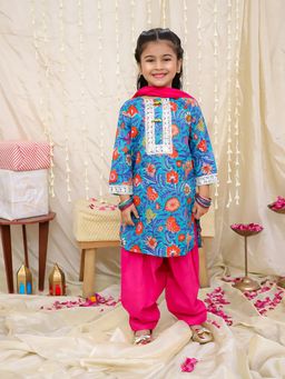KID1 - Blue Floral Kurti with Salwar and Dupatta (Set of 3)