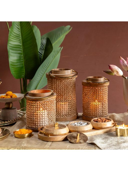Logam Rattan Hurricane