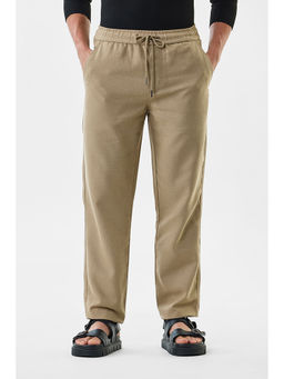 Snitch - Beige Solid Regular Casual Trouser for Men