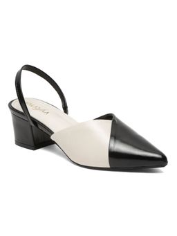 VALIOSAA - Black & White Solid Casual Sandals