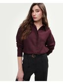 Maroon color option, Currently selected