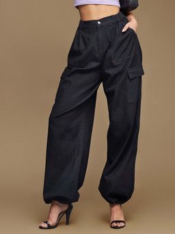 Miss Chase - Black Solid Straight Jeans