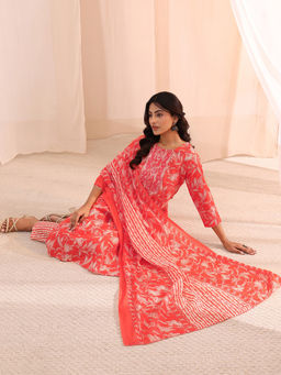 Gerua By Libas - Peach Printed Straight Cotton Kurta with Pant and Dupatta
