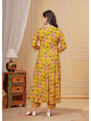 Yellow color option, Sold out, Currently selected