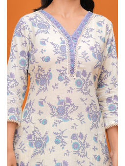 Meera Fab - Purple Floral Regular Cotton Kurta and Pant