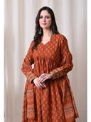 Rust color option, Sold out, Currently selected