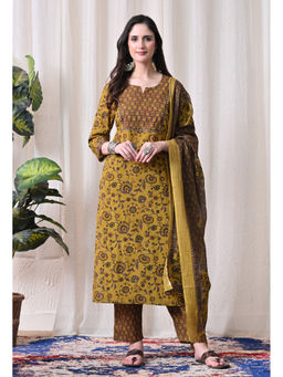 Meera Fab - Mustard Floral Regular Cotton Kurta with Pant and Dupatta
