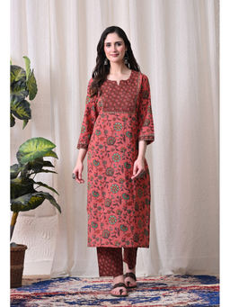 Meera Fab - Pink Floral Regular Cotton Kurta with Pant and Dupatta