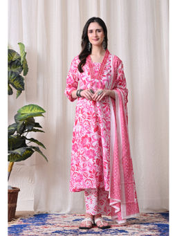 Meera Fab - Pink Floral Regular Cotton Kurta with Pant and Dupatta
