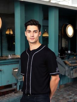 WOODLAND - Men Black Half Sleeves Jacket