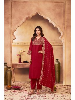 BulBul - Ashima Red Muslin Kurta and Pant with Dupatta (Set of 3)