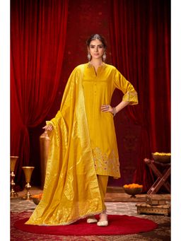 BulBul - Kuhu Mustard Muslin Kurta and Pant with Dupatta (Set of 3)
