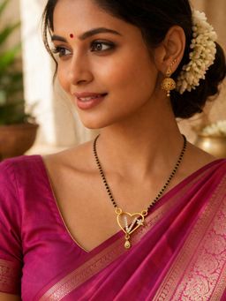 Digital Dress Room - Short Mangalsutra Designs With Husband Initial Custom V Alphabet Pendant