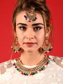 Odette - Women Multi-Colour Adorable Pearl Jewellery Set