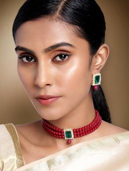 Peora - Traditional Crystal Pearl Beaded Choker Necklace with Earrings