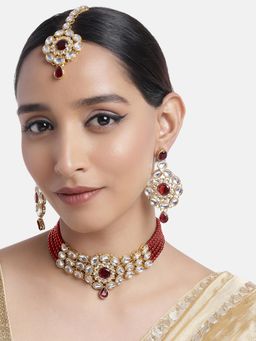 Peora - Traditional Kundan Maroon Choker Necklace and Earrings with Maang Tikka